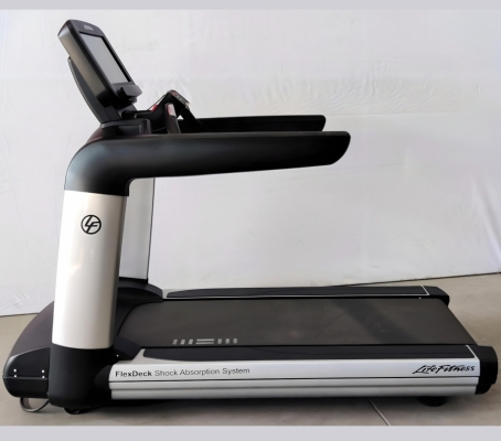 CINTA DE CORRER LIFE FITNESS DISCOVER SE REACONDICIONADA.